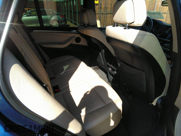 2012 BMW X5 35i с VIN 5UXZV4C5XCL749123, выставлен на аукционе IAAI как лот 41749728 с пробегом 124 193 миль миль и . История ставок и продаж доступна на DreamBid. Изображение 8.