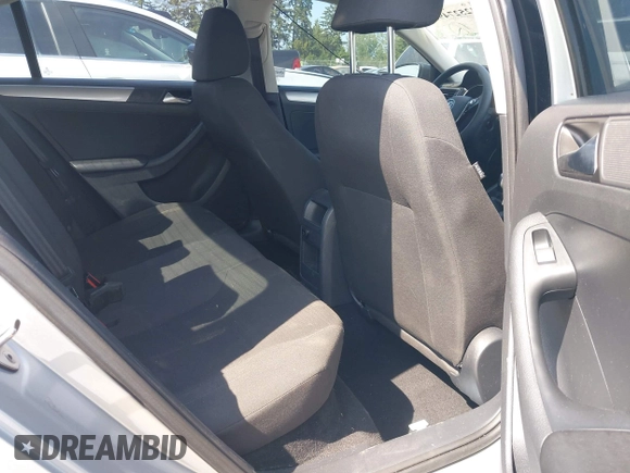 2015 Volkswagen Jetta Sport with VIN 3VWD17AJ0FM271660, listed as a IAAI auction lot 42527496 with 115,008 mi miles and . Bid and sale history available at DreamBid. Image 8.