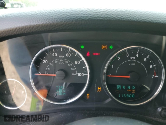 2013 Jeep Wrangler Unlimited Sport z VIN 1C4BJWDG6DL505416, wystawiony jako Copart lot #59910525 z przebiegiem 115 908 mil mil oraz Czysty tytuł • Clean title. Historia ofert i sprzedaży dostępna na DreamBid. Obrazek 9.