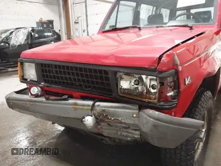 1991 Isuzu Trooper z VIN JACCH58R6M8905869, wystawiony jako IAAI lot #42394651 z przebiegiem 117 130 mil mil oraz . Historia ofert i sprzedaży dostępna na DreamBid. Obrazek 6.