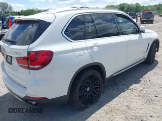 2017 BMW X5 xDrive35i z VIN 5UXKR0C30H0X79365, wystawiony jako IAAI lot #42209393 z przebiegiem Nie podano mil oraz . Historia ofert i sprzedaży dostępna na DreamBid. Obrazek 4.