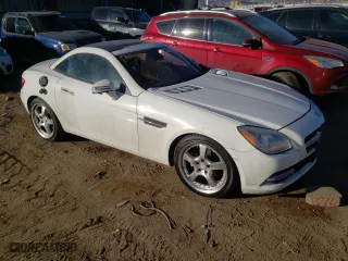 2014 Mercedes-Benz SLK-Class SLK 250 with VIN WDDPK4HA2EF083910, listed as a Copart auction lot 39800793 with NaN miles and Clean Title. Bid and sale history available at carsss.com. Image 4.