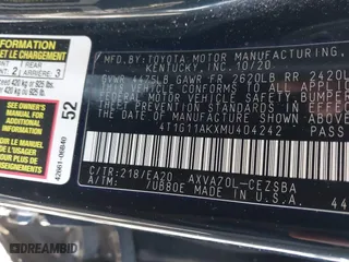 2021 Toyota Camry SE Nightshade with VIN 4T1G11AKXMU404242, listed as a IAAI auction lot 41444006 with 60,475 mi miles. Bid and sale history available at carsss.com. Image 9.