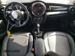 2019 MINI Hardtop 4 Door Cooper z VIN WMWXU1C54K2J02292, wystawiony jako Copart lot #47837175 z przebiegiem 88 710 mil mil oraz Szkoda całkowita • Salvage title. Historia ofert i sprzedaży dostępna na DreamBid. Obrazek 8.
