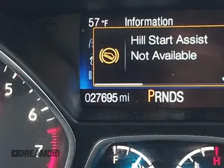 2019 Ford Escape SE with VIN 1FMCU0GD4KUA60347, listed as a IAAI auction lot 41918075 with 27,695 mi miles. Bid and sale history available at carsss.com. Image 15.