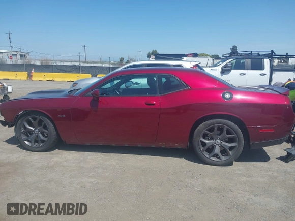 2019 Dodge Challenger R/T z VIN 2C3CDZBT2KH751102, wystawiony jako IAAI lot #42249713 z przebiegiem 35 552 mil mil oraz . Historia ofert i sprzedaży dostępna na DreamBid. Obrazek 15.