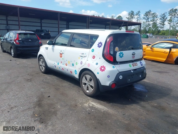 2016 Kia Soul with VIN KNDJN2A21G7403486, listed as a IAAI auction lot 41913168 with 119,247 mi miles. Bid and sale history available at carsss.com. Image 3.