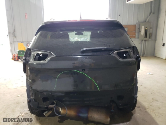 2016 Jeep Cherokee Altitude with VIN 1C4PJMCB0GW272264, listed as a Copart auction lot 84877824 with 160,834 mi miles and Salvage Title. Bid and sale history available at carsss.com. Image 6.
