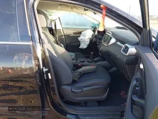 2018 Kia Sorento LX with VIN 5XYPG4A31JG415818, listed as a IAAI auction lot 41794227 with 94,439 mi miles. Bid and sale history available at carsss.com. Image 5.