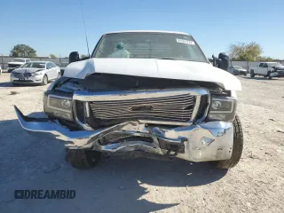 2000 Ford F-350 XL with VIN 3FTSW30F7YMA72223, listed as a Copart auction lot 81574774 with 203,727 mi miles and Salvage Title. Bid and sale history available at DreamBid. Image 5.