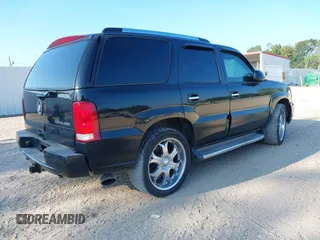 2004 Cadillac Escalade z VIN 1GYEK63N94R135094, wystawiony jako IAAI lot #40358925 z przebiegiem 223 977 mil mil oraz . Historia ofert i sprzedaży dostępna na DreamBid. Obrazek 4.