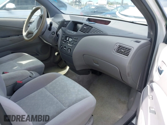 2002 Toyota Prius with VIN JT2BK12U520059422, listed as a IAAI auction lot 41629681 with 109,397 mi miles. Bid and sale history available at carsss.com. Image 5.