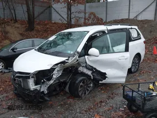 2020 Toyota Sienna LE с VIN 5TDJZ3DC6LS237433, выставлен на аукционе IAAI как лот 40948475 с пробегом 108 000 миль миль и . История ставок и продаж доступна на DreamBid. Изображение 19.