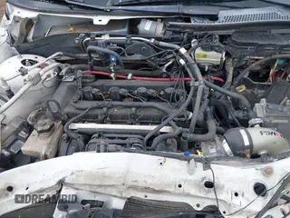2008 Ford Focus SE z VIN 1FAHP33N68W227957, wystawiony jako IAAI lot #42321209 z przebiegiem Nie podano mil oraz . Historia ofert i sprzedaży dostępna na DreamBid. Obrazek 10.