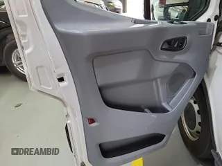2015 Ford Transit Cargo z VIN 1FTNR1ZM6FKA55184, wystawiony jako IAAI lot #42521065 z przebiegiem 72 895 mil mil oraz . Historia ofert i sprzedaży dostępna na DreamBid. Obrazek 1.