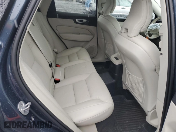 2024 Volvo XC60 Recharge Plug-In Hybrid Plus Dark Theme with VIN YV4H60DL4R1730276, listed as a Copart auction lot 82150614 with 17,300 mi miles and Salvage Title. Bid and sale history available at carsss.com. Image 11.