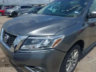 2016 Nissan Pathfinder S with VIN 5N1AR2MM4GC652935, listed as a IAAI auction lot 42101585 with 161,754 mi miles and . Bid and sale history available at DreamBid. Image 6.