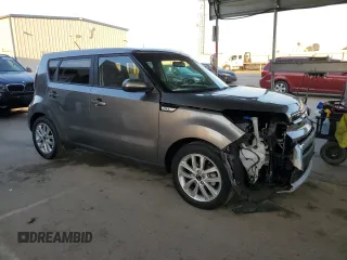 2019 Kia Soul + with VIN KNDJP3A58K7697360, listed as a Copart auction lot 41882305 with 40,403 mi miles and Salvage Title. Bid and sale history available at DreamBid. Image 4.