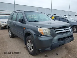 2007 Honda Pilot LX with VIN 5FNYF281X7B006877, listed as a IAAI auction lot 41595667 with 255,799 mi miles. Bid and sale history available at carsss.com. Image 1.