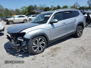 2021 Volkswagen Atlas SEL Premium z VIN 1V2TR2CA0MC511505, wystawiony jako Copart lot #52526185 z przebiegiem 64 786 mil mil oraz Szkoda całkowita • Salvage title. Historia ofert i sprzedaży dostępna na DreamBid. Obrazek 1.
