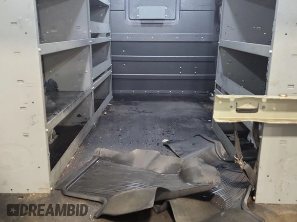 2020 Ford Transit Cargo с VIN 1FTBR2YG2LKA35840, выставлен на аукционе IAAI как лот 42575778 с пробегом 190 131 миль миль и . История ставок и продаж доступна на DreamBid. Изображение 34.