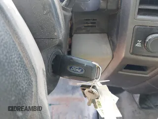 2017 Ford F-250 XLT с VIN 1FT7X2B69HEB92248, выставлен на аукционе IAAI как лот 42256809 с пробегом 128 110 миль миль и . История ставок и продаж доступна на DreamBid. Изображение 11.
