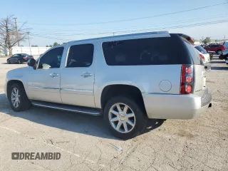 2014 GMC Yukon XL Denali with VIN 1GKS2MEF1ER223078, listed as a Copart auction lot 68473154 with 228,301 mi miles and Salvage Title. Bid and sale history available at carsss.com. Image 2.