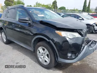 2013 Toyota RAV4 LE z VIN 2T3ZFREV8DW007150, wystawiony jako IAAI lot #42360090 z przebiegiem 159 288 mil mil oraz . Historia ofert i sprzedaży dostępna na DreamBid. Obrazek 1.