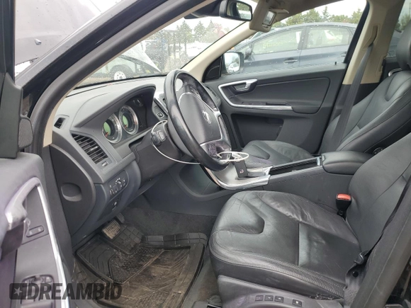 2013 Volvo XC60 3.2L с VIN YV4952DZ5D2381722, выставлен на аукционе Copart как лот 53963445 с пробегом 149 694 миль миль и Списание • Salvage title. История ставок и продаж доступна на DreamBid. Изображение 7.