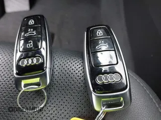 2023 Audi Q7 Premium Plus with VIN WA1LCBF75PD002182, listed as a IAAI auction lot 41660226 with 19,164 mi miles and . Bid and sale history available at DreamBid. Image 11.