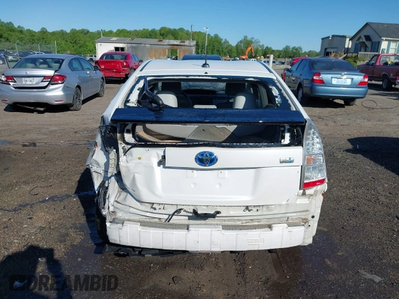 2010 Toyota Prius II with VIN JTDKN3DU3A0003291, listed as a IAAI auction lot 42123268 with 285,734 mi miles and . Bid and sale history available at carsss.com. Image 6.
