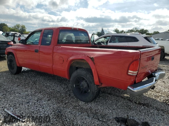 2003 Dodge Dakota SLT with VIN 1D7HL42N33S328375, listed as a Copart auction lot 73176894 with 219,093 mi miles and Salvage Title. Bid and sale history available at carsss.com. Image 2.