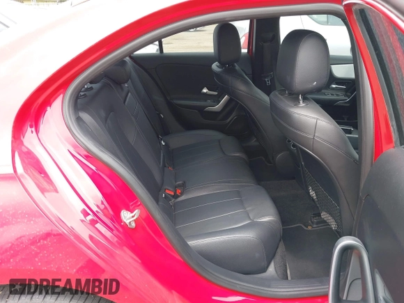 2019 Mercedes-Benz A 220 с VIN WDD3G4EB8KW025194, выставлен на аукционе IAAI как лот 42198671 с пробегом Не указан миль и . История ставок и продаж доступна на DreamBid. Изображение 8.