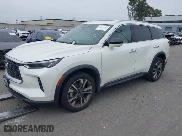 2023 Infiniti QX60 Luxe with VIN 5N1DL1FS1PC368974, listed as a IAAI auction lot 42543503 with 21,646 mi miles and . Bid and sale history available at DreamBid. Image 2.