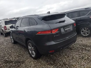 2018 Jaguar F-Pace 30t R-Sport с VIN SADCL2GXXJA285583, выставлен на аукционе Copart как лот 42255625 с пробегом 121 786 миль миль и Списание • Salvage title. История ставок и продаж доступна на DreamBid. Изображение 2.