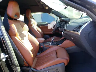 2021 BMW X4 M z VIN 5YMUJ0C07M9H06811, wystawiony jako Copart lot #60352142 z przebiegiem 20 169 mil mil oraz . Historia ofert i sprzedaży dostępna na DreamBid. Obrazek 5.