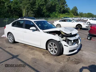 2015 BMW 3 Series 328i с VIN WBA3A5G5XFNS89602, выставлен на аукционе IAAI как лот 42552457 с пробегом 73 924 миль миль и . История ставок и продаж доступна на DreamBid. Изображение 1.