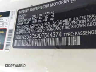 2013 MINI Hardtop z VIN WMWSU3C59DT544374, wystawiony jako IAAI lot #42302212 z przebiegiem 76 856 mil mil oraz . Historia ofert i sprzedaży dostępna na DreamBid. Obrazek 9.