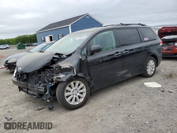 2011 Toyota Sienna XLE z VIN 5TDDK3DC6BS003695, wystawiony jako Copart lot #56868305 z przebiegiem 171 865 mil mil oraz Czysty tytuł • Clean title. Historia ofert i sprzedaży dostępna na DreamBid. Obrazek 1.