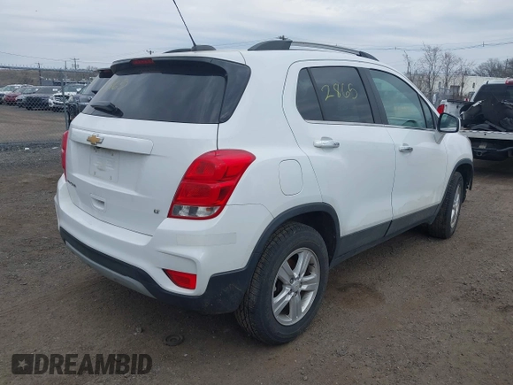 2018 Chevrolet Trax LT with VIN KL7CJPSB7JB714941, listed as a IAAI auction lot 41852865 with 112,606 mi miles. Bid and sale history available at carsss.com. Image 4.