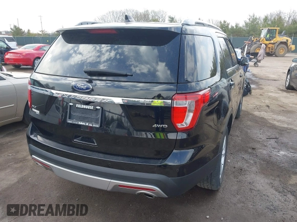 2017 Ford Explorer XLT with VIN 1FM5K8D81HGA56123, listed as a IAAI auction lot 42043249 with 78,415 mi miles and . Bid and sale history available at carsss.com. Image 4.