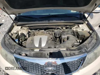 2011 Kia Sorento EX with VIN 5XYKU4A29BG116105, listed as a Copart auction lot 52570045 with 268,549 mi miles and Salvage Title. Bid and sale history available at carsss.com. Image 12.