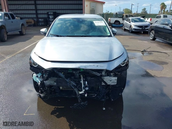 2021 Mazda CX-30 Select with VIN 3MVDMABLXMM221559, listed as a IAAI auction lot 41383201 with 31,736 mi miles. Bid and sale history available at carsss.com. Image 13.