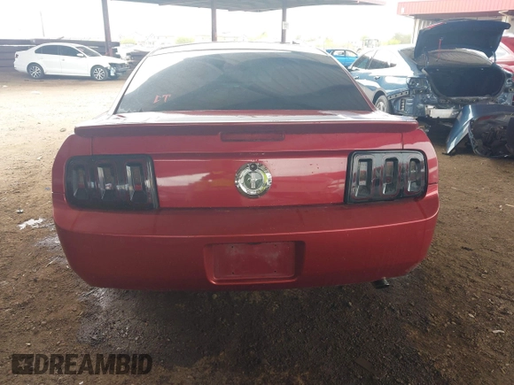 2008 Ford Mustang Deluxe with VIN 1ZVHT80N985143223, listed as a IAAI auction lot 42023600 with 193,678 mi miles. Bid and sale history available at carsss.com. Image 16.
