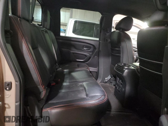 2020 Nissan Titan SL с VIN 1N6AA1EDXLN503963, выставлен на аукционе Copart как лот 56694005 с пробегом 61 341 миль миль и Списание • Salvage title. История ставок и продаж доступна на DreamBid. Изображение 10.