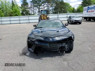 2017 Chevrolet Camaro 2SS z VIN 1G1FG1R72H0189573, wystawiony jako Copart lot #58092845 z przebiegiem 103 089 mil mil oraz Szkoda całkowita • Salvage title. Historia ofert i sprzedaży dostępna na DreamBid. Obrazek 14.