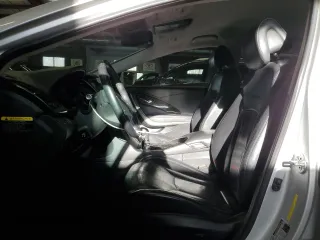 2016 Hyundai Azera с VIN KMHFG4JG1GA506784, выставлен на аукционе Copart как лот 84911744 с пробегом 88 057 миль миль и Списание • Salvage title. История ставок и продаж доступна на DreamBid. Изображение 7.