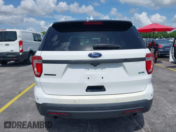 2017 Ford Police Interceptor Utility с VIN 1FM5K8AR5HGA35899, выставлен на аукционе IAAI как лот 42379334 с пробегом 207 272 миль миль и . История ставок и продаж доступна на DreamBid. Изображение 16.
