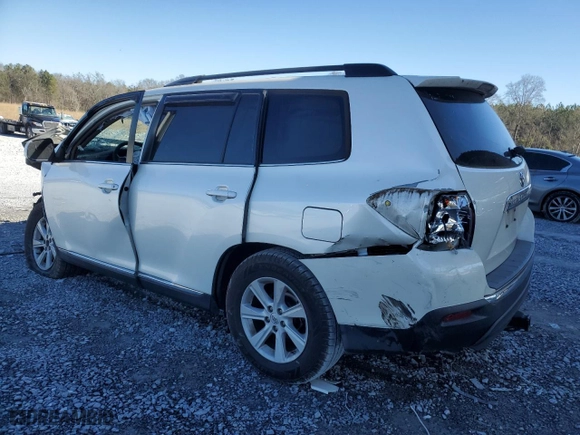 2013 Toyota Highlander with VIN 5TDZK3EH3DS122842, listed as a Copart auction lot 43451885 with 180,835 mi miles and Non Repairable. Bid and sale history available at carsss.com. Image 2.