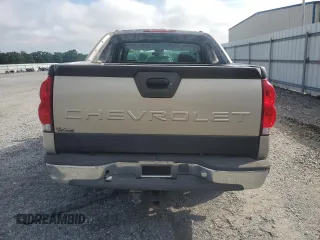 2005 Chevrolet Avalanche Z71 with VIN 3GNEK12Z75G229433, listed as a Copart auction lot 61135565 with 157,657 mi miles and Salvage title. Bid and sale history available at DreamBid. Image 6.